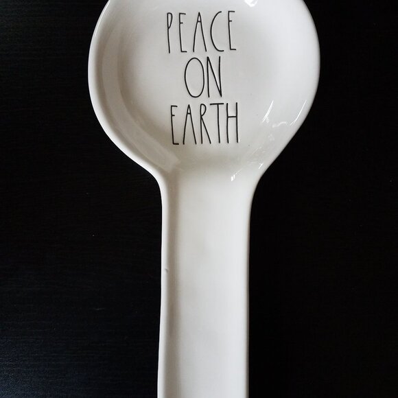 NEW Rae Dunn Peace On Earth Spoon Rest! - Picture 2 of 3
